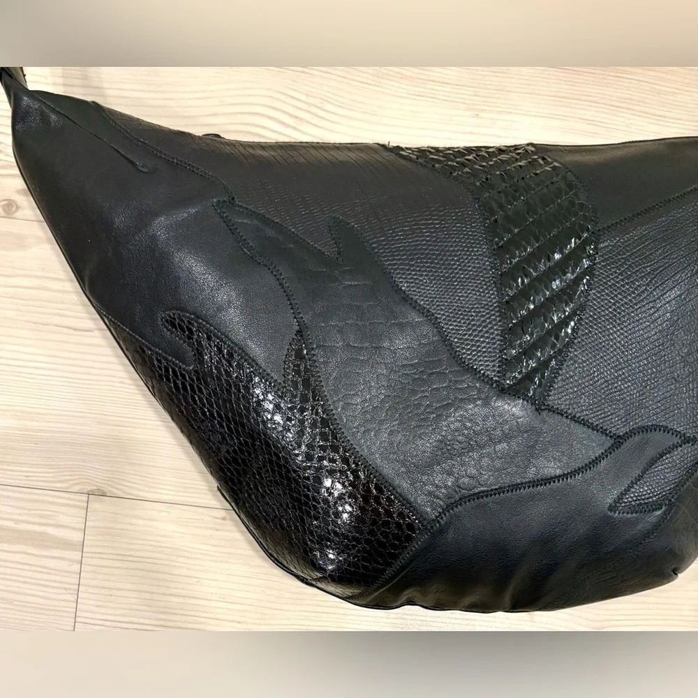 Like New! Vintage 1980’s Patchwork Black Leather Hobo Shoulder Bag